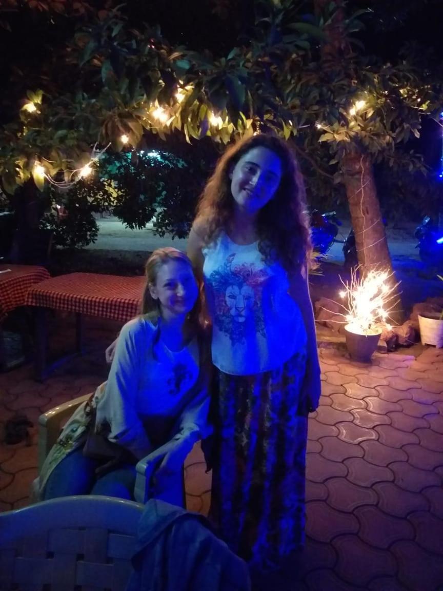 The Peace Hostel - Arambol, Goa ภายนอก รูปภาพ