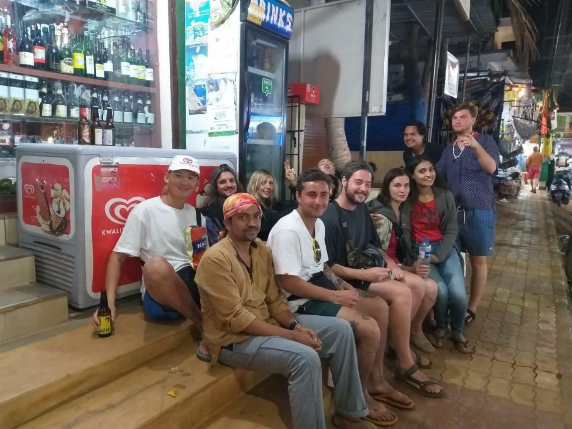 The Peace Hostel - Arambol, Goa ภายนอก รูปภาพ